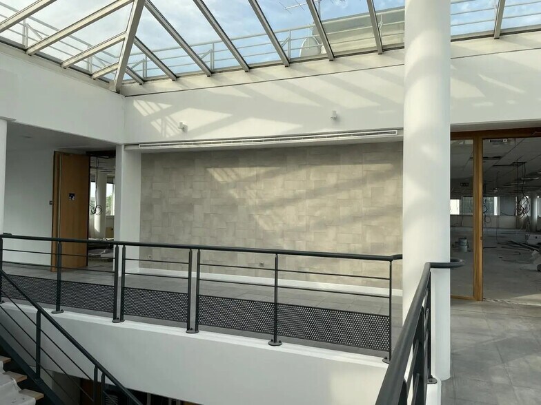 Bureau dans Argenteuil à louer - Photo intérieure – Image 3 sur 26