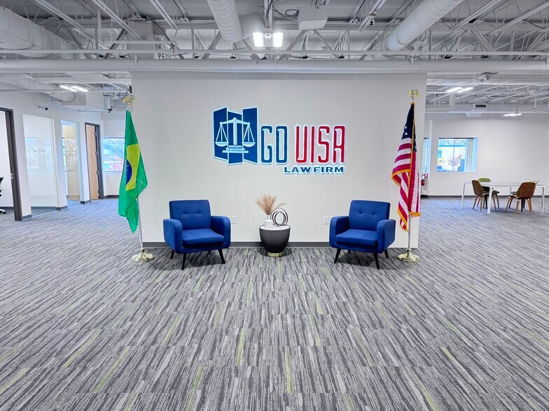 100 Pennsylvania Ave, Framingham, MA à louer - Photo de l’immeuble – Image 3 sur 30