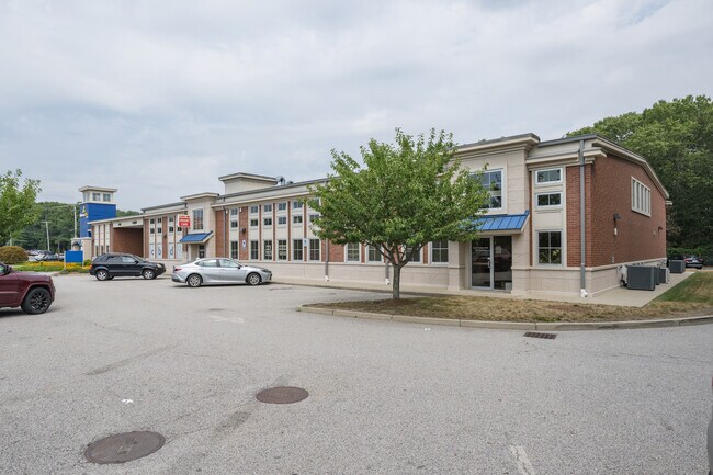 Plus de détails pour 5750 Post Rd, East Greenwich, RI - Bureau à vendre