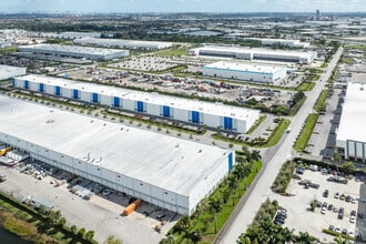 10900 NW 146th St, Hialeah Gardens, FL - VUE AÉRIENNE  vue de carte