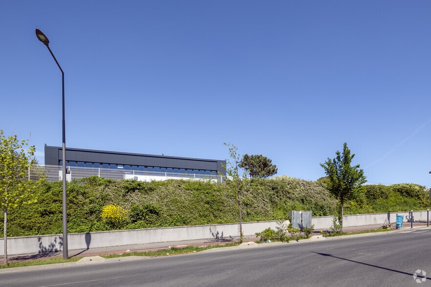 60 Rue Robert Moinon, Goussainville à louer - Photo de l’immeuble – Image 2 sur 2