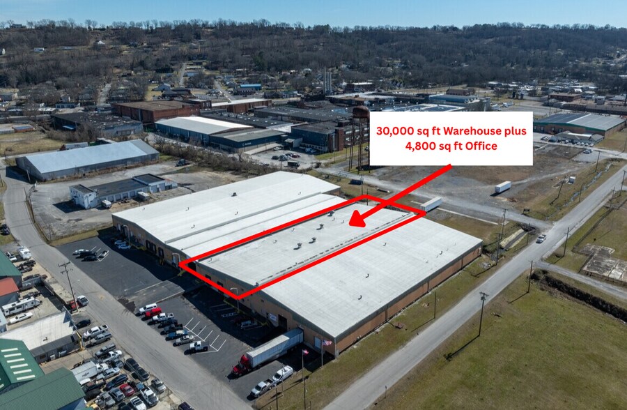 418 W Lake Ave, Rossville, GA à louer - Photo principale – Image 1 sur 11
