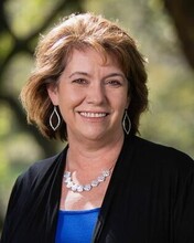 Traci Maxwell