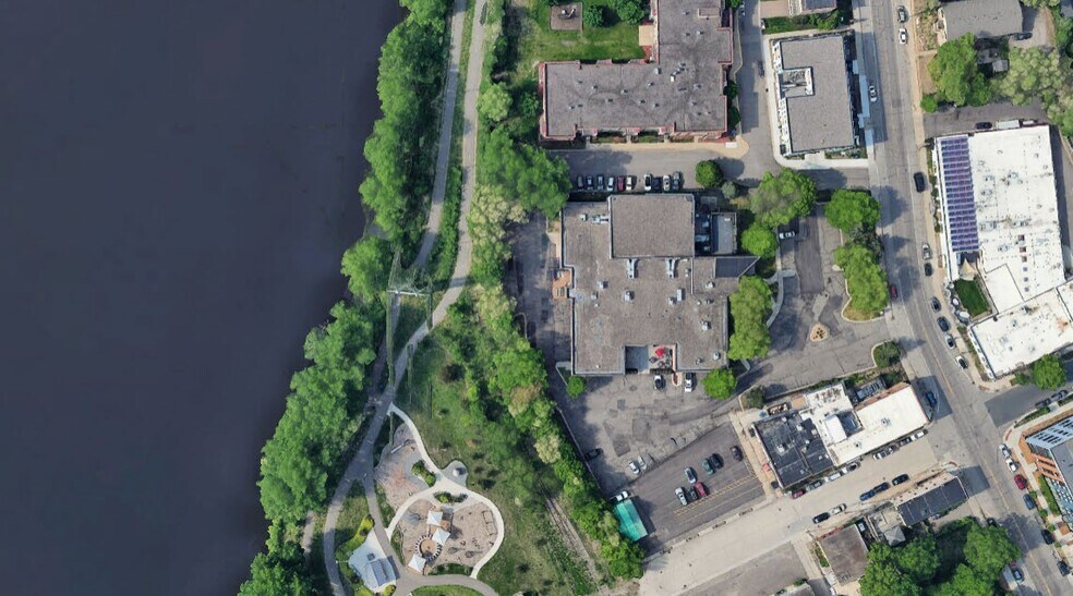 1414 NE Marshall St, Minneapolis, MN à vendre - Photo de l’immeuble – Image 2 sur 5