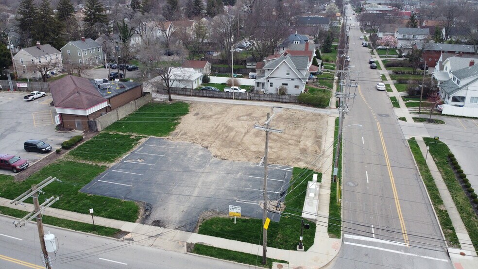 1600 W 5th Ave, Columbus, OH à louer - Photo principale – Image 1 sur 6