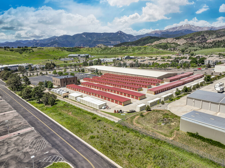 2150 Garden of the Gods Rd, Colorado Springs, CO à louer - Photo de l’immeuble – Image 3 sur 71