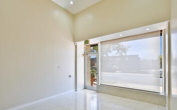 15231-15235 W Sunset Blvd, Pacific Palisades, CA à louer Photo intérieure– Image 2 sur 6