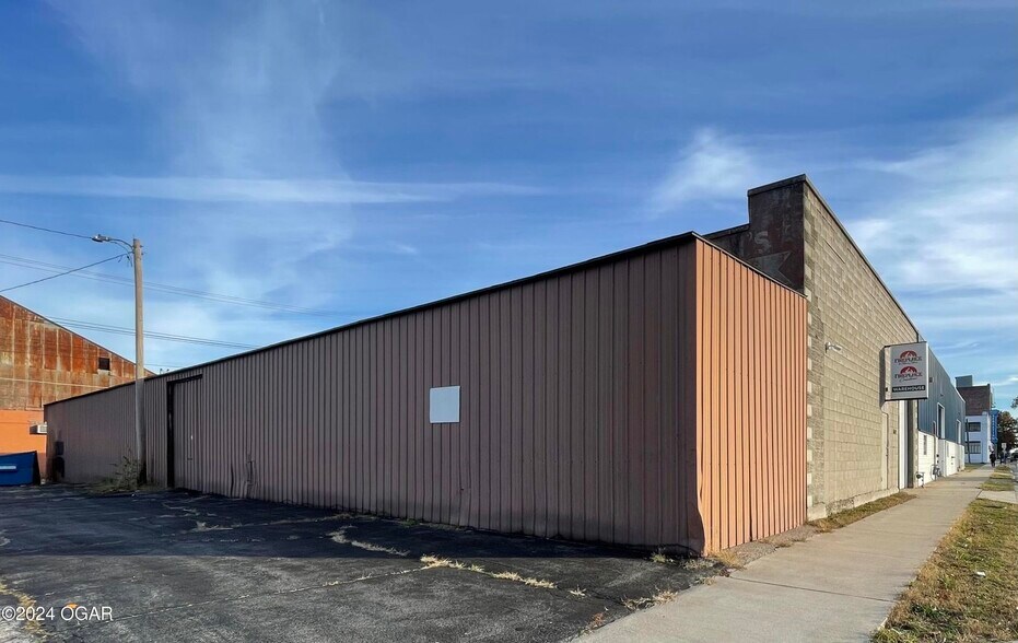 1709 S Joplin Ave, Joplin, MO à vendre - Photo de l’immeuble – Image 3 sur 3