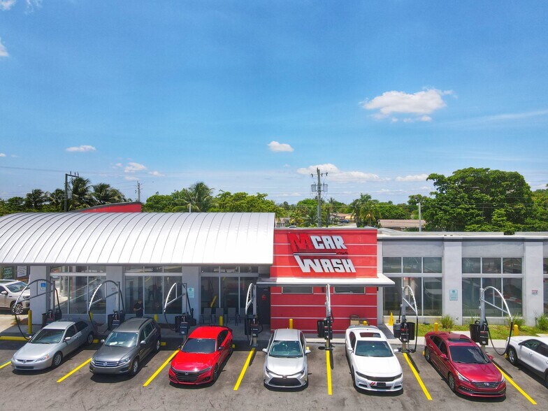 1955 S State Road 7, Davie, FL à vendre - Photo de l’immeuble – Image 2 sur 10