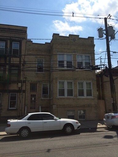 55 66th St, West New York, NJ à vendre - Photo de l’immeuble – Image 3 sur 3