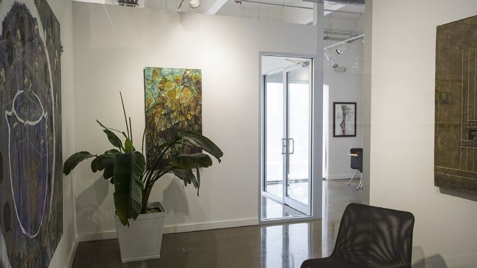 2085 NW 2nd Ave, Miami, FL à vendre - Photo de l’immeuble – Image 3 sur 15