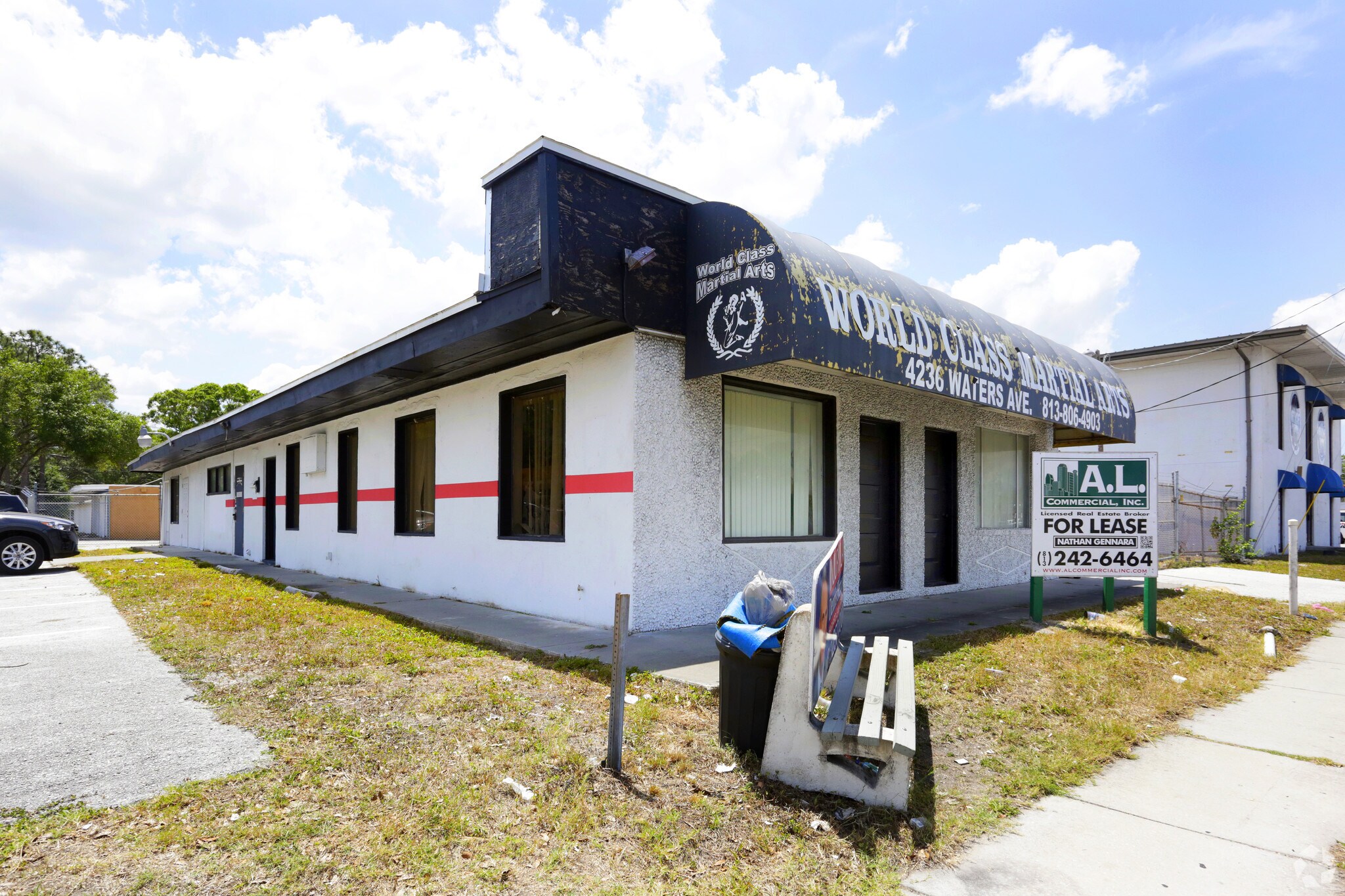 4236 W Waters, Tampa, FL à louer Photo principale– Image 1 sur 5