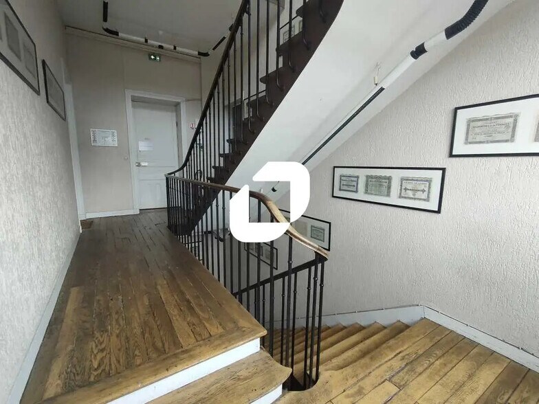 49 Rue Lamartine, Versailles à louer - Photo de l’immeuble – Image 2 sur 5