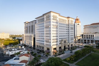 Plus de détails pour 2811 Ponce de Leon Blvd, Coral Gables, FL - Local commercial à louer