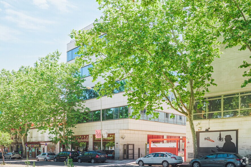 Calle de Alcalá, 498, Madrid, Madrid à louer - Photo de l’immeuble – Image 2 sur 3