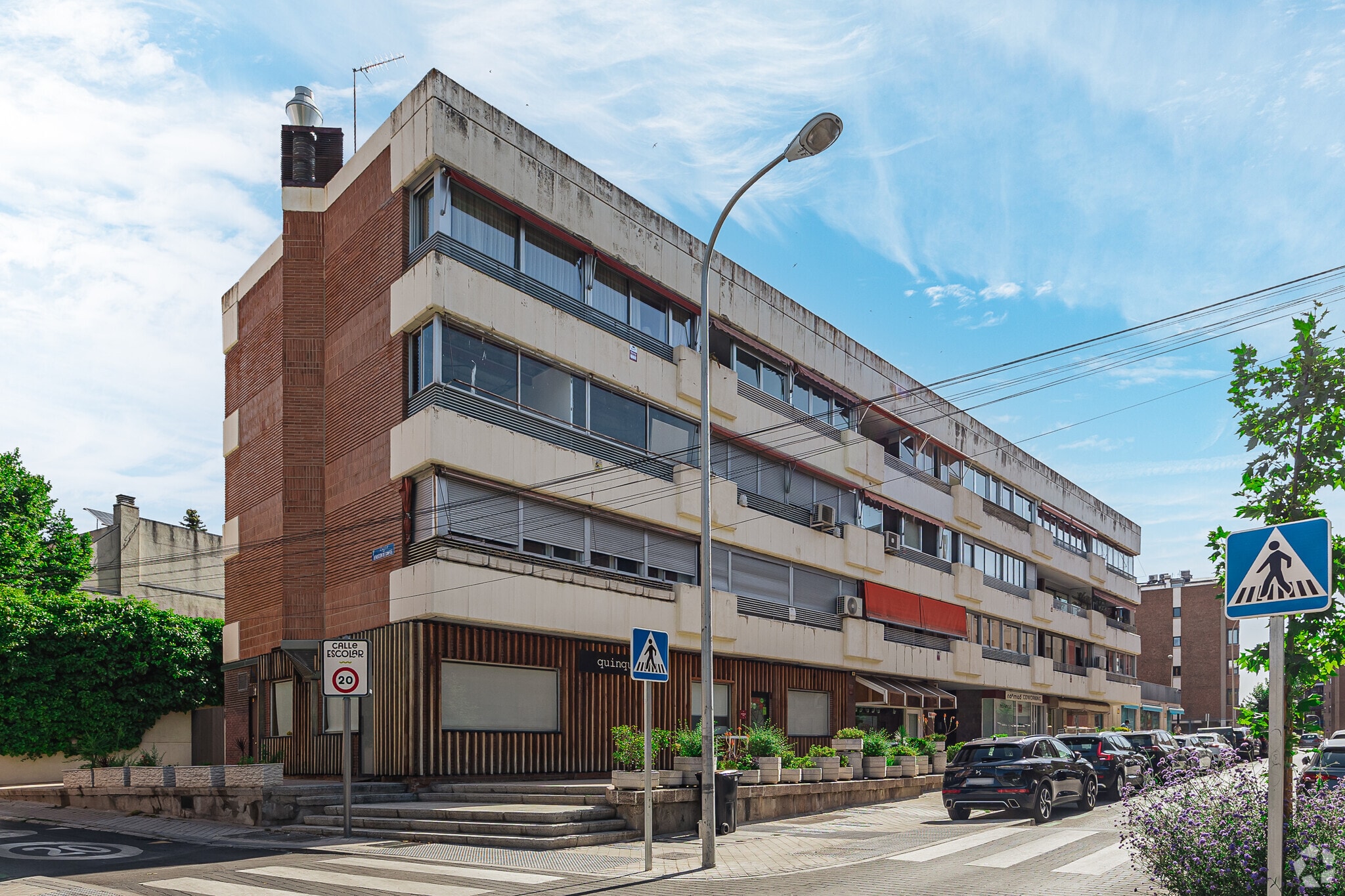 Calle Apolonio Morales, 3, Madrid, Madrid à louer Photo principale– Image 1 sur 4