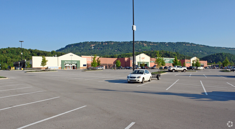 541 Signal Mountain Rd, Chattanooga, TN à louer - Photo de l’immeuble – Image 1 sur 5