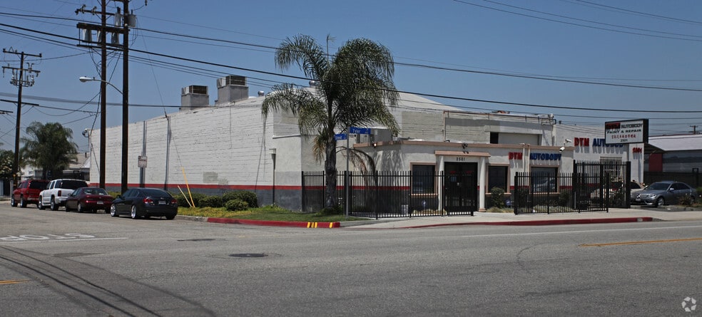 2501 Tyler Ave, El Monte, CA à vendre - Photo principale – Image 2 sur 16