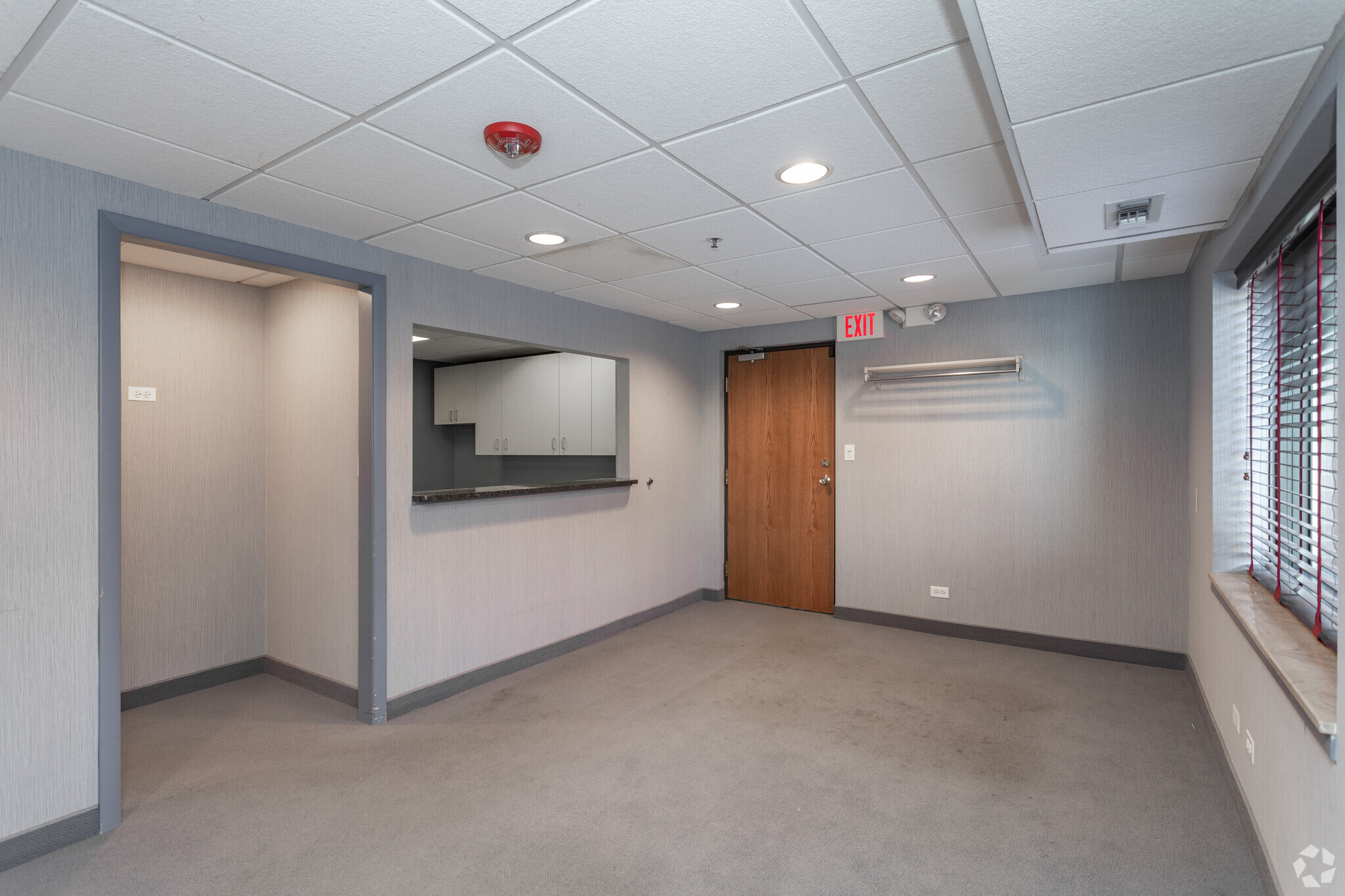 3633 W Lake Ave, Glenview, IL à louer Photo intérieure– Image 1 sur 7
