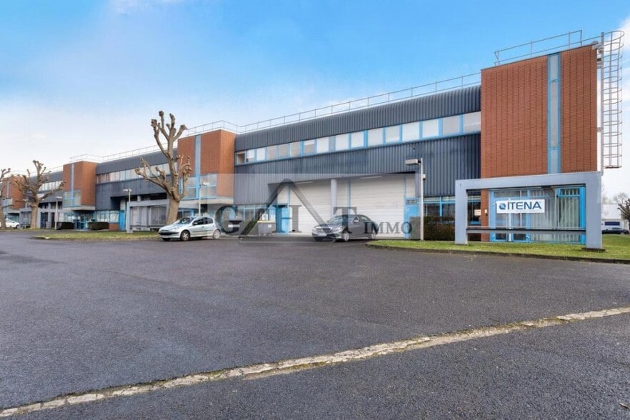 Industriel/Logistique dans Villepinte à louer - Photo de l’immeuble – Image 1 sur 4