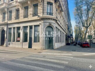 Plus de détails pour Local commercial à louer