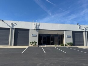 14944 Shoemaker Ave, Santa Fe Springs, CA à louer Photo intérieure– Image 1 sur 9