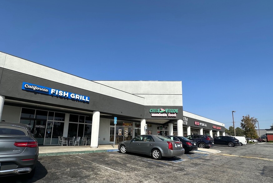 1401-1451 W Artesia Blvd, Gardena, CA à louer - Photo de l’immeuble – Image 3 sur 4