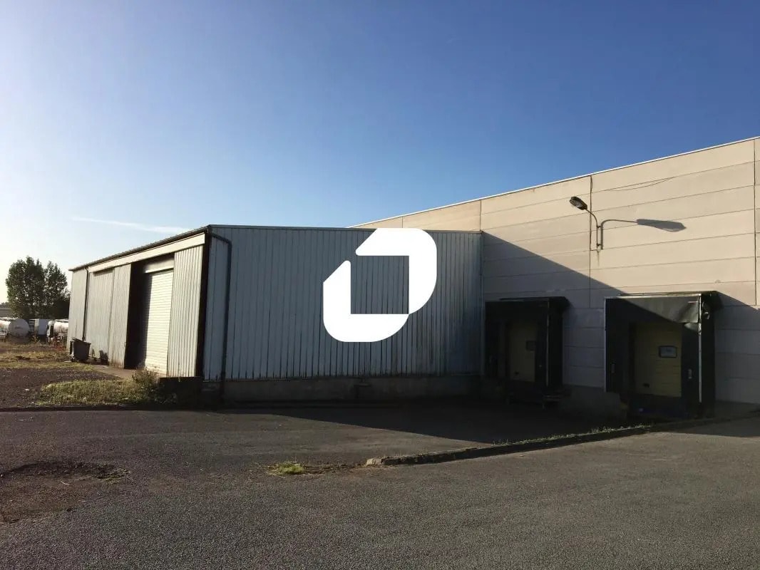 Local d’activités dans Aix-Noulette à louer Photo de l’immeuble– Image 1 sur 4