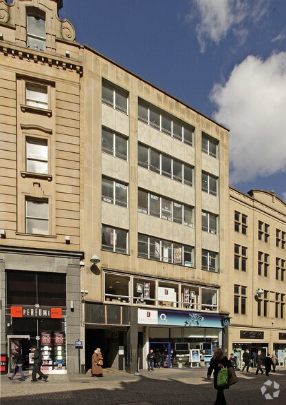 54-56 Fargate, Sheffield à louer - Photo de l’immeuble – Image 3 sur 3