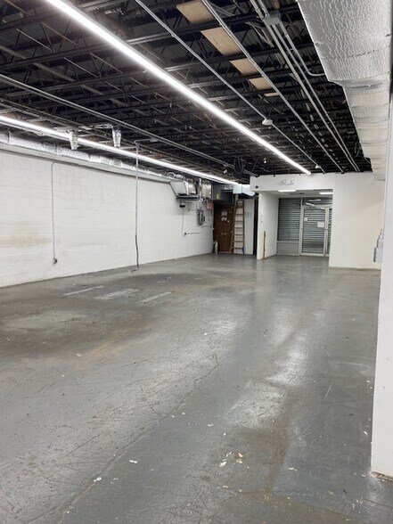 250 Buel Ave, Staten Island, NY à vendre - Photo intérieure – Image 3 sur 7