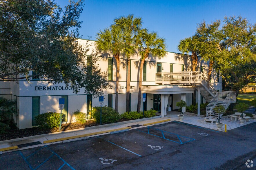 4161 NW 5th St, Plantation, FL à louer - Photo de l’immeuble – Image 3 sur 6