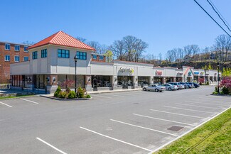 Plus de détails pour 1249 W Main St, Waterbury, CT - Local commercial à louer