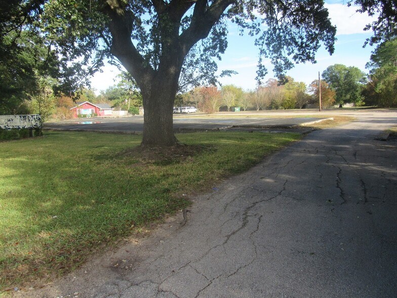 3501 Red Bluff Rd, Pasadena, TX à vendre - Photo de l’immeuble – Image 3 sur 4