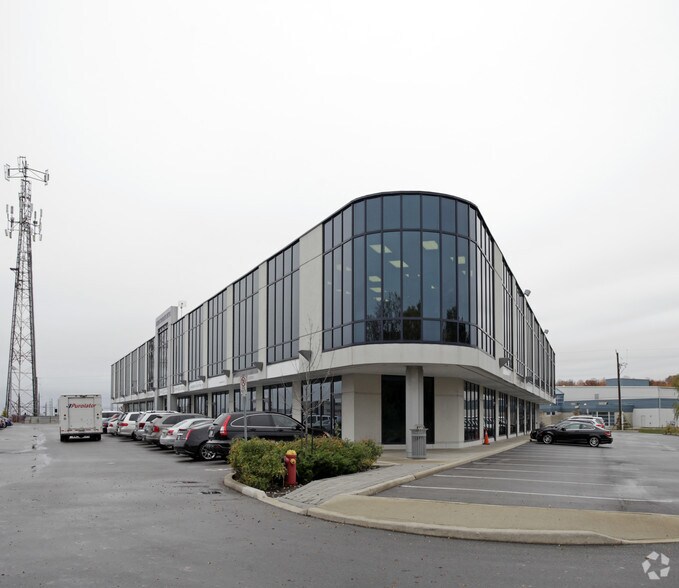 1660 North Service Rd E, Oakville, ON à vendre - Photo de l’immeuble – Image 3 sur 5