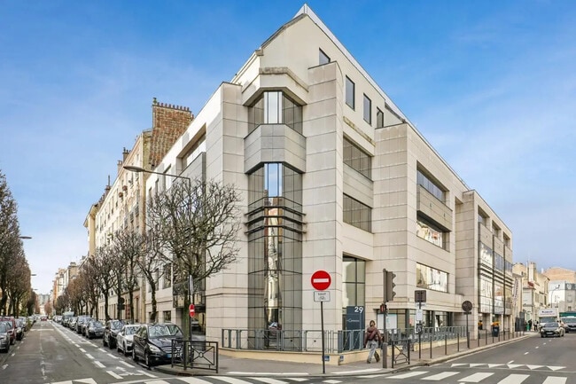 Plus de détails pour Bureau à louer