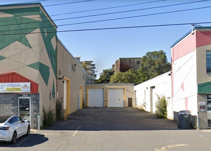 6125-6185 Boul Métropolitain E, Montréal, QC à vendre - Photo de l’immeuble – Image 3 sur 9