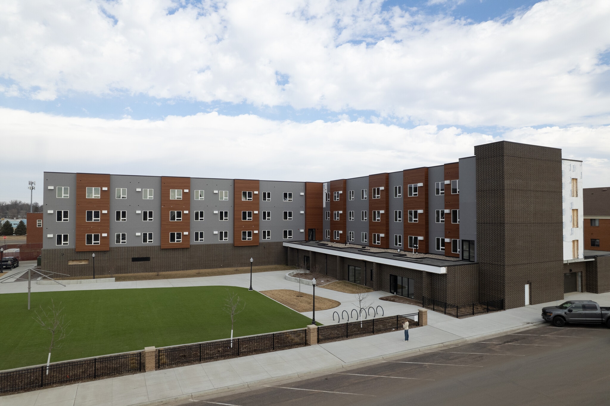 315 E Kemp Ave, Watertown, SD à vendre Photo principale– Image 1 sur 5