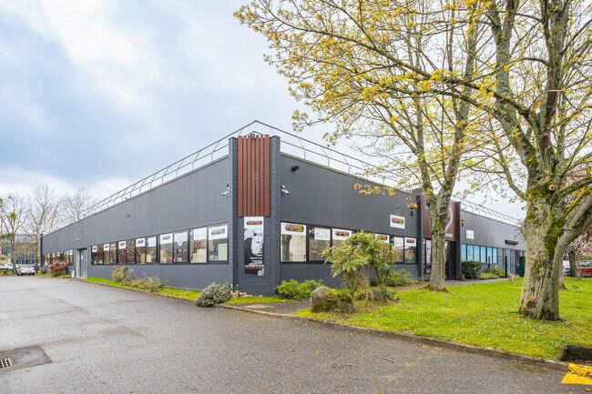 Plus de détails pour 4 Avenue De Norvège, Villebon-sur-Yvette - Local d'activités à louer