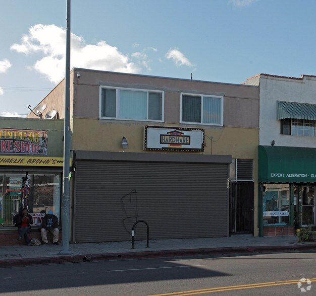 8217-8227 S Western Ave, Los Angeles, CA à louer - Photo principale – Image 1 sur 15