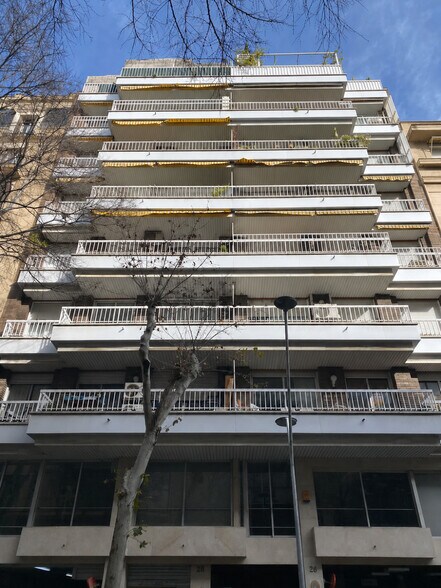 Immeuble residentiel dans Barcelone, Barcelona à vendre - Photo intérieure – Image 3 sur 3