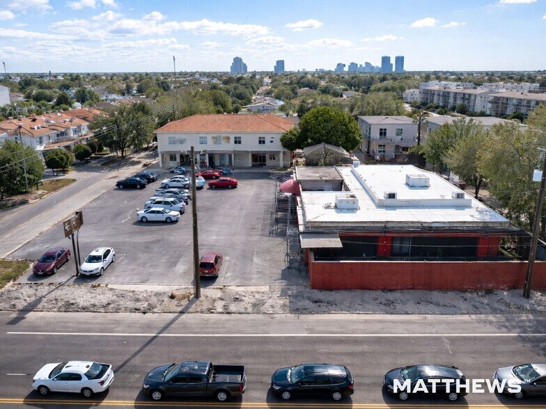 2408 W Kennedy Blvd, Tampa, FL à vendre - Photo de l’immeuble – Image 2 sur 3
