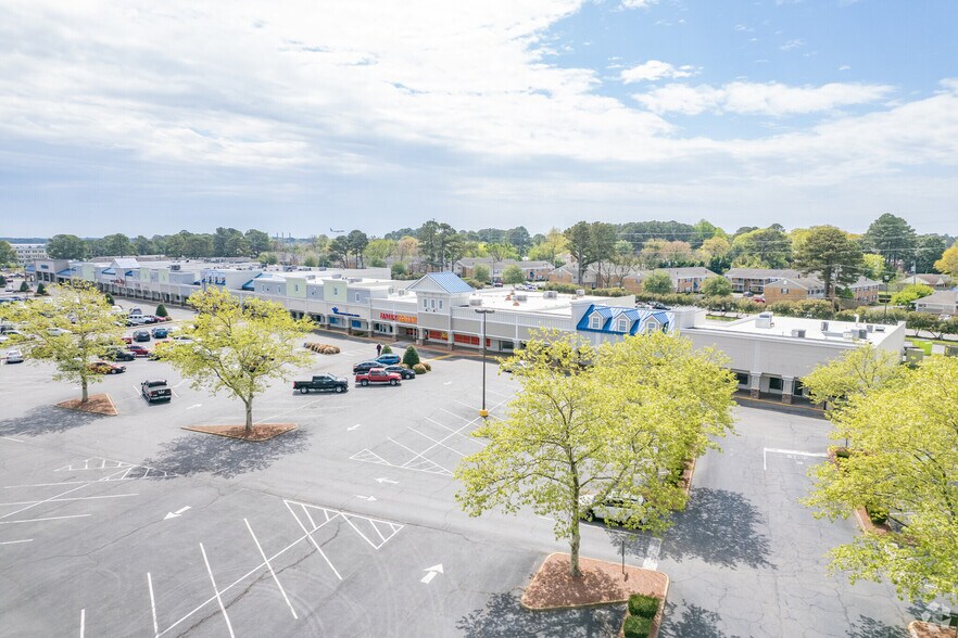 3841-4261 E Little Creek Rd, Norfolk, VA à louer - Photo de l’immeuble – Image 3 sur 13