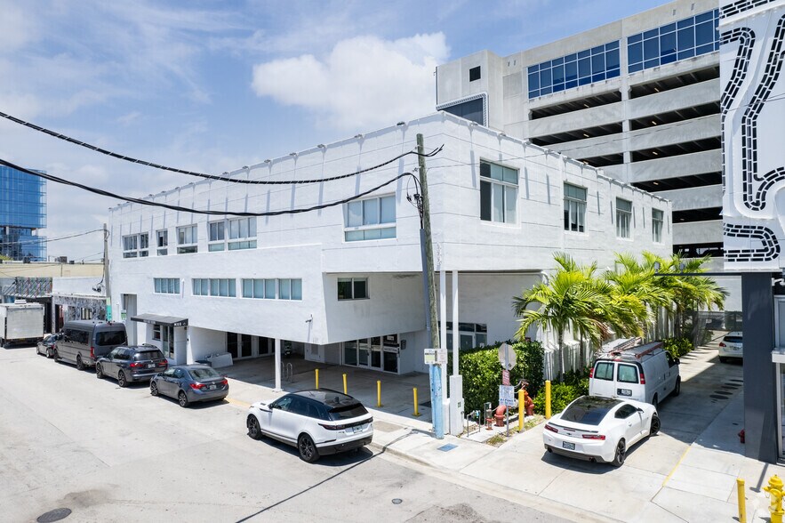 331 NW 26th St, Miami, FL à louer - Photo principale – Image 1 sur 48
