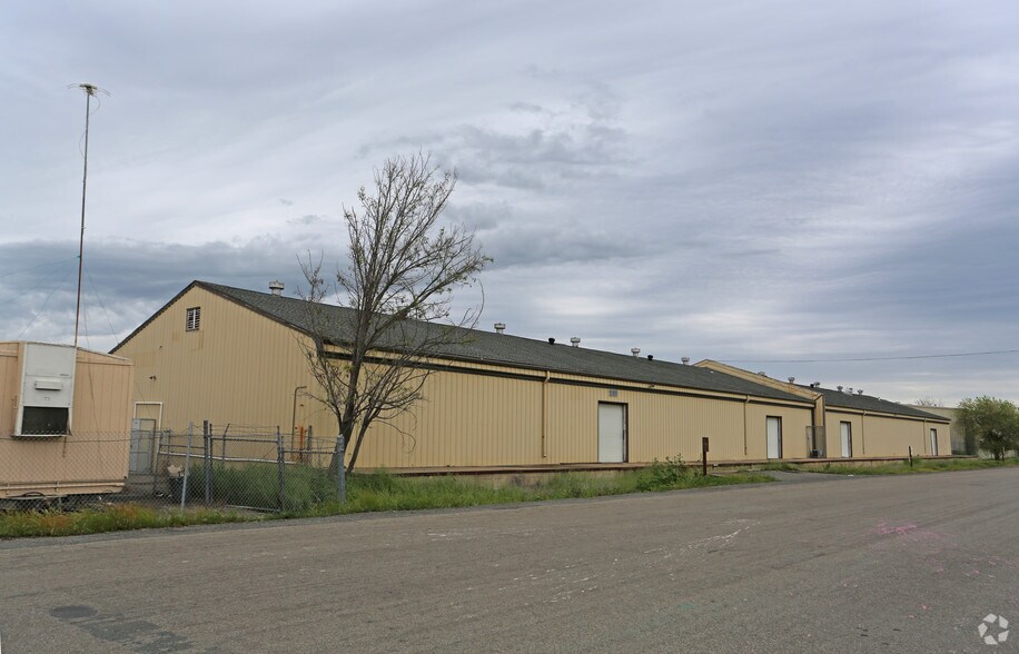162 Harbor Ct, Pittsburg, CA à louer - Photo de l’immeuble – Image 2 sur 3