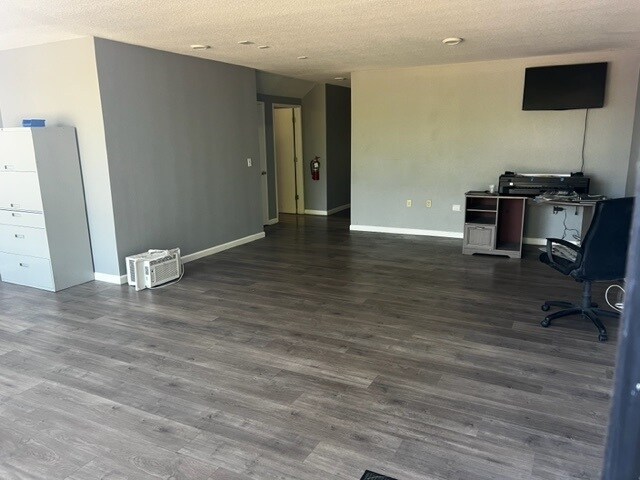 30750 NW Hillcrest St, North Plains, OR à louer - Photo intérieure – Image 3 sur 4