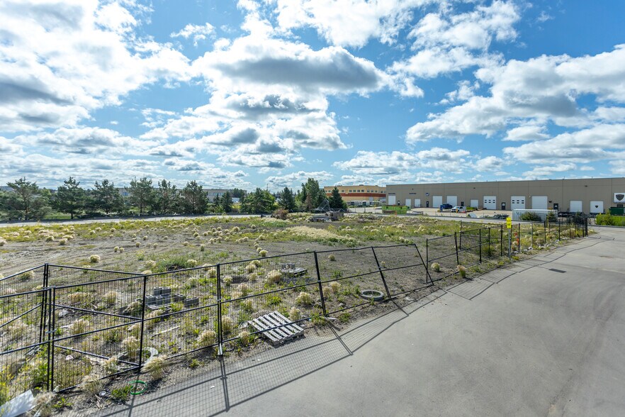 321 Parsons Rd SW, Edmonton, AB à vendre - Photo de la construction – Image 2 sur 3