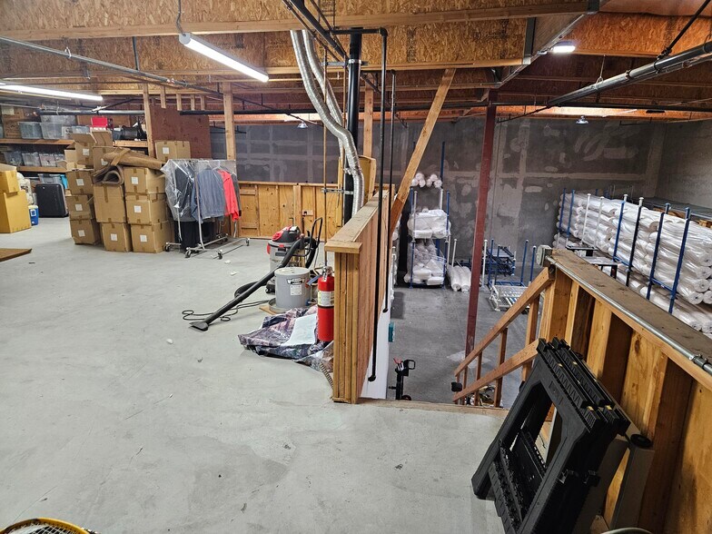 7197 Old 215 Frontage Rd, Riverside, CA à vendre - Photo de l’immeuble – Image 3 sur 16