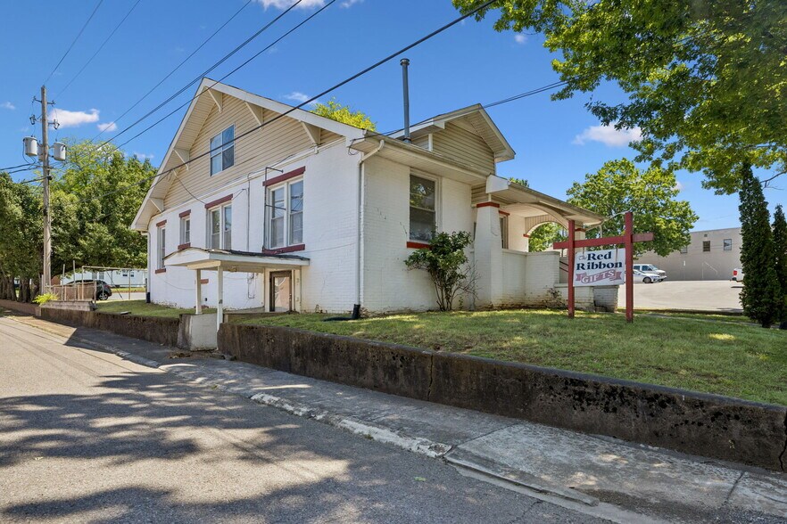 270 Central Ave, Cleveland, TN à vendre - Photo de l’immeuble – Image 3 sur 52