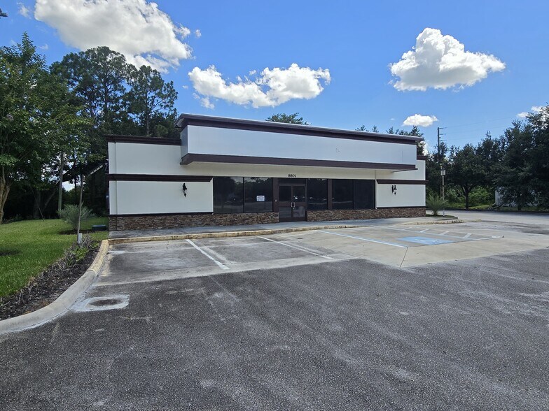 8801 20th St, Vero Beach, FL à vendre - Photo de l’immeuble – Image 1 sur 26