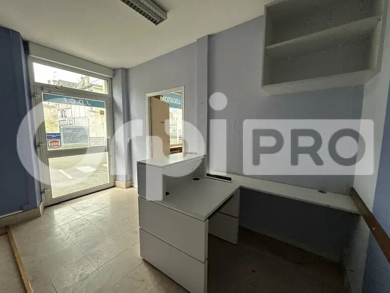 Bureau dans Compiègne à louer - Photo intérieure – Image 3 sur 6